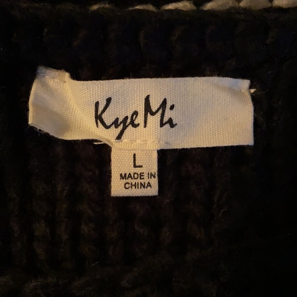 NWOT KYE MI SWEATER - Picture 7 of 11